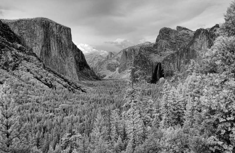 Tunnel View (IR) - Yosemite, CA